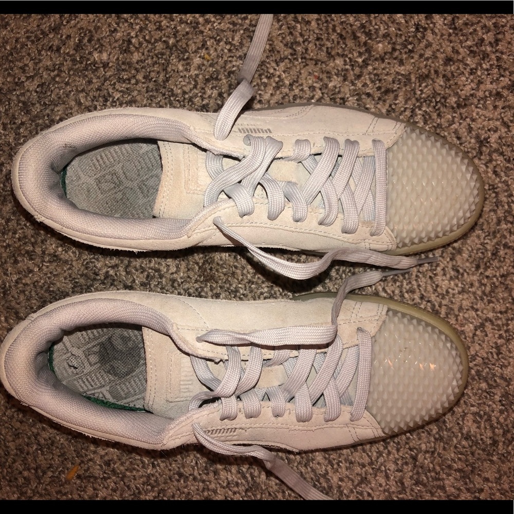 puma grey women’s sneakers